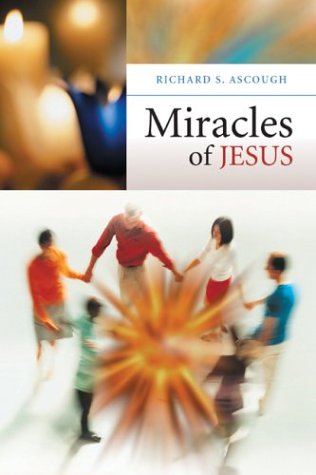 Stock image for Miracles of Jesus for sale by Tall Stories BA