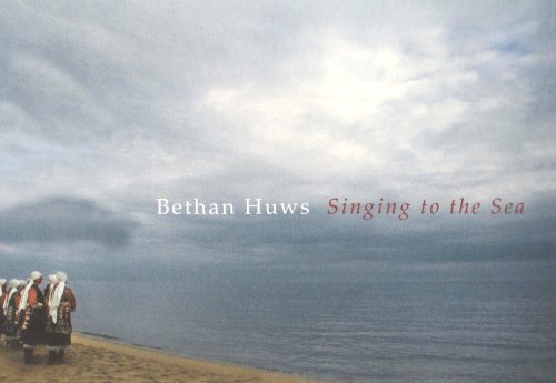 9782952530408: Bethan Huws: Singing to the Sea