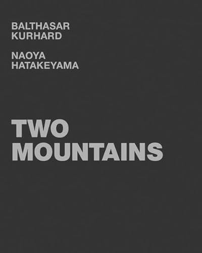 9783037780725: Two Mountains (English and Japanese Edition)