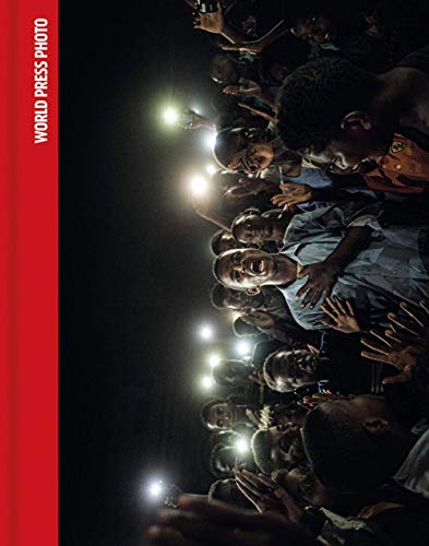 Beispielbild fr World Press Photo 2020 zum Verkauf von Blackwell's