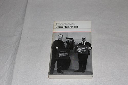 John Heartfield. Leben und Werk. Dargestellt von seinem Bruder Wieland Herzfelde. Mit zahlreichen s/w Abbildungen. - Herzfelde, Wieland
