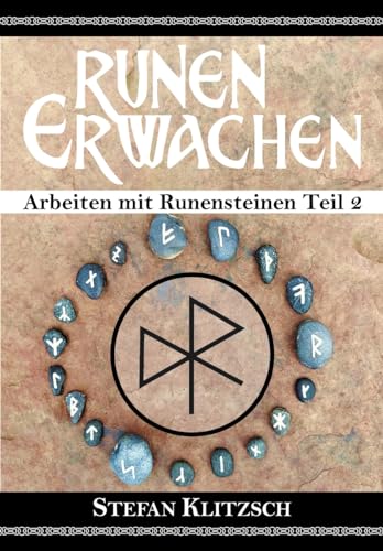 Stock image for Runen erwachen for sale by BuchWeltWeit Ludwig Meier e.K.