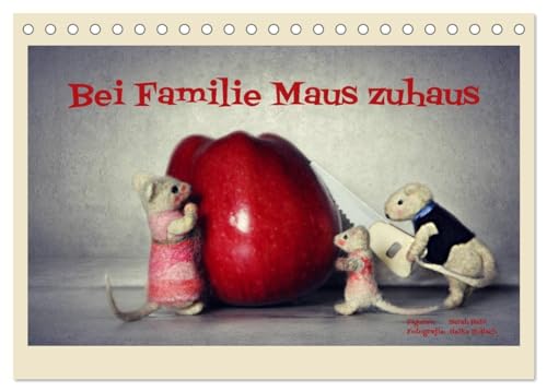 Imagen de archivo de Bei Familie Maus zuhaus (Tischkalender 2025 DIN A5 quer), CALVENDO Monatskalender : Eine musehafte Bildergeschichte a la venta por AHA-BUCH GmbH