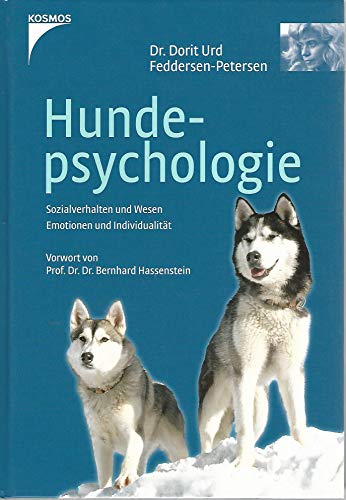 Beispielbild fr Hundepsychologie: Sozialverhalten und Wesen. Emotionen und Individualitt [Gebundene Ausgabe] Dr. Dorit Feddersen-Petersen Kynologin Vorwort Bernhard Hessenstein dogs Hunde Verhalten Hund Tiere Tierhaltung Veterinrmedizin Klinische Fcher Neurologie Verhalten Veterinrmedizin Kleintier Neurologie Verhalten Hund Hundehaltung Hundepsychologe Verhaltensforschung Wolf Hundewelt Wild- und Haushunde Wesen des Hundes Abstammung vom Wolf Entwicklung zum Begleiter des Menschen vielfltige Hundesprache Verstndigung mit dem Menschen Entwicklung der Welpen Blick auf die heutige Situation des Hundes in unserer Gesellschaft Tierpsychologie Kynologie 90 Graf., 52 Sonogramme Tiere Tierhaltung Veterinrmedizin Klinische Fcher Neurologie Verhalten Veterinr Verhaltenpsychologie zum Verkauf von BUCHSERVICE / ANTIQUARIAT Lars Lutzer