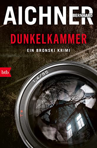 Stock image for DUNKELKAMMER: Ein Bronski Krimi for sale by medimops