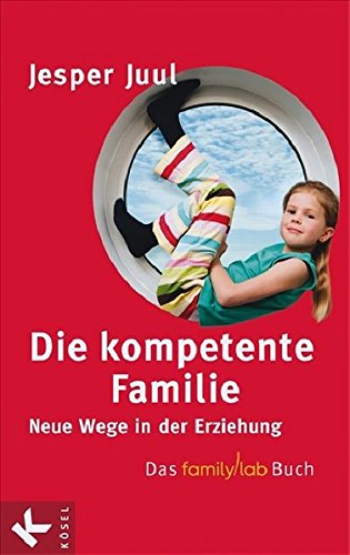 Stock image for Die kompetente Familie for sale by Ammareal