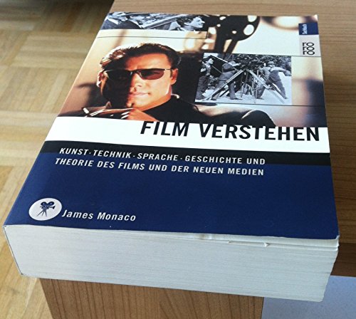 Beispielbild fr Film verstehen: Kunst, Technik, Sprache, Geschichte und Theorie des Films und der Medien. Mit einer Einfhrung in Multimedia zum Verkauf von medimops