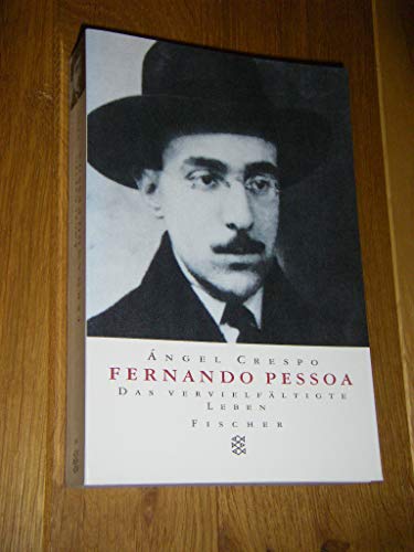 Beispielbild fr Fernando Pessoa. Das vervielfltigte Leben. Eine Biographie. zum Verkauf von medimops