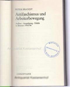 Beispielbild fr Vor der Camera [Kamera] : zur Geschichte der Photographie in Hamburg / Fritz Kempe. [Die alten Kameras fotogr. Bernt Federau fr dieses Buch] zum Verkauf von Versandantiquariat Buchegger