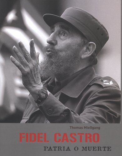 Stock image for Fidel Castro: Patria o muerte for sale by Ammareal