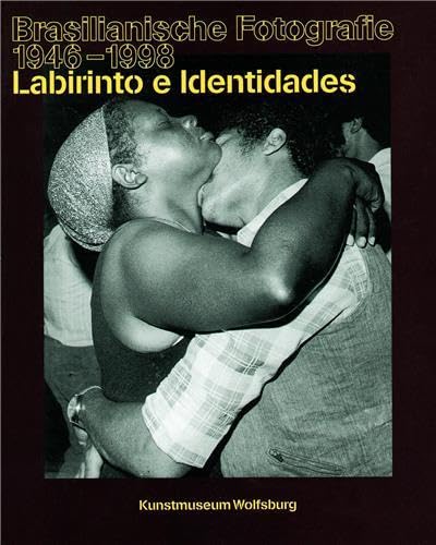 Beispielbild fr Labirinto e Identidades: Brasilianische Photographie, 1946-1998 zum Verkauf von medimops