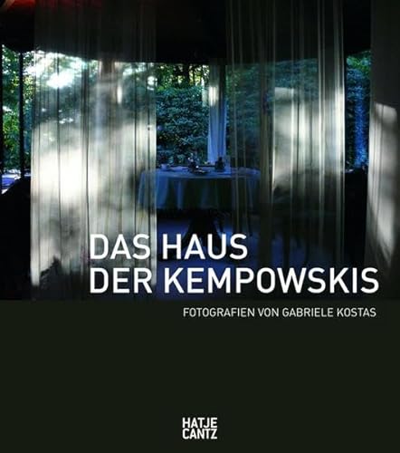 Beispielbild fr Das Haus der Kempowskis: Fotografien von Gabriele Kostas. zum Verkauf von Antiquariat Bernhardt