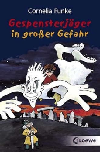 Beispielbild fr Gespensterjger in groer Gefahr (Band 4): Lustiges Kinderbuch von Bestsellerautorin Cornelia Funke fr Kinder ab 8 Jahre zum Verkauf von Ammareal