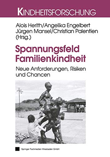 Imagen de archivo de Spannungsfeld Familienkindheit a la venta por medimops