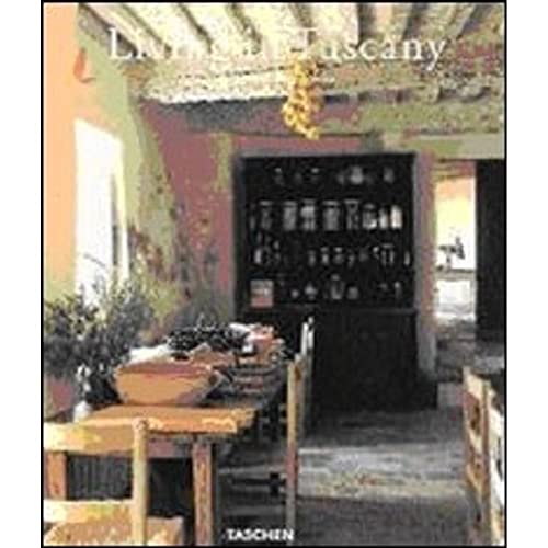 Beispielbild fr Living in Tuscany (Spanish Edition) zum Verkauf von ThriftBooks-Atlanta