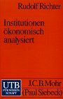 9783825217860: Institutionen konomisch analysiert