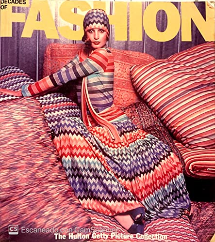 Imagen de archivo de Decades of Fashion a la venta por Better World Books: West