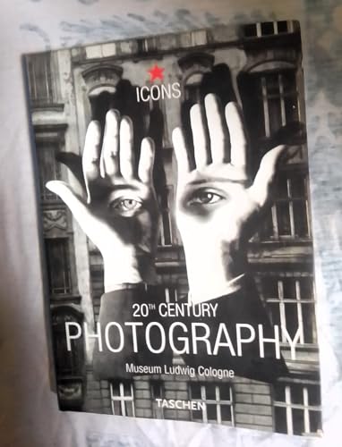 Imagen de archivo de 20th Century Photography a la venta por WorldofBooks