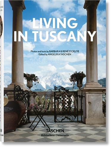 Imagen de archivo de Living in Tuscany (Bibliotheca Universalis) a la venta por AwesomeBooks