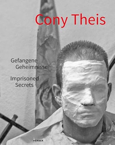 Imagen de archivo de Cony Theis - Gefangene Geheimnisse. Portrts in der Forensischen Psychiatrie a la venta por medimops