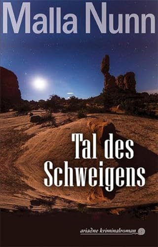 Stock image for Tal des Schweigens: An Emmanuel Cooper Novel (Ariadne Kriminalroman) for sale by medimops