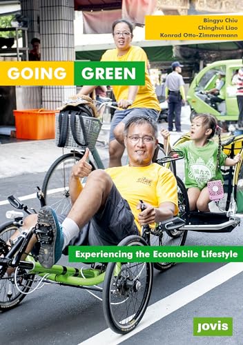 Beispielbild fr Going Green: Experiencing the Ecomobile Lifestyle zum Verkauf von GF Books, Inc.