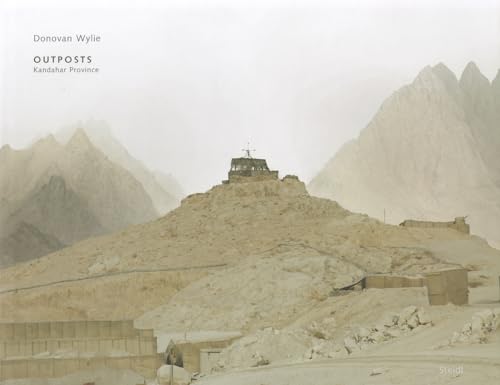 Imagen de archivo de Outposts: Kandahar Province a la venta por bmyguest books