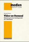 Video-on-Demand - Bedrohung für das Verleihgeschäft der Videotheken. Reihe Medien Skripten Bd. 28; - Schauz, Michael