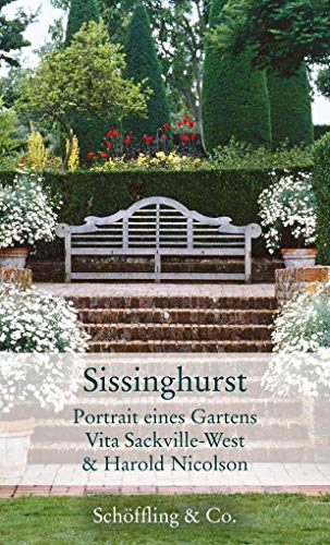 Stock image for Sissinghurst: Portrait eines Gartens for sale by medimops