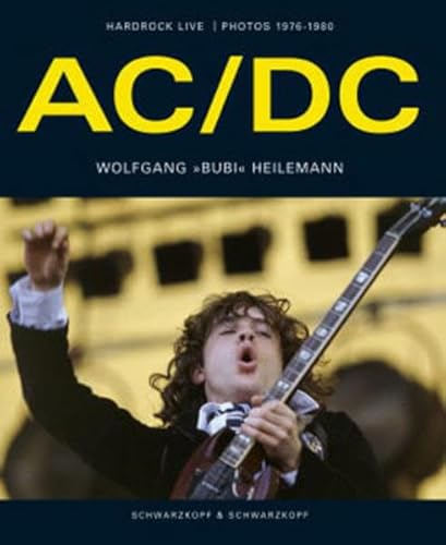 Beispielbild fr AC / DC: Hardrock live - Photos 1976-1980. On Tour / Backstage / Private (Gebundene Ausgabe) AC/DC Hardrock live Rockband Bhnenshow Gitarren-Derwisch Angus Young Snger Bon Scott BRAVO-DISCO Rock-Club PN Sound Bon Scott Tourneen Highway to Hell Musik Musiker Pop Rock Biografien Erinnerungen Popmusik Bildband Sabine Thomas Wolfgang Heilemann Musik Musikgruppe Bubi Heilemann Bhnenshow Gitarren-Derwisch Angus Young Jack-Daniels Sabine Thomas (Autor), Wolfgang Heilemann zum Verkauf von BUCHSERVICE / ANTIQUARIAT Lars Lutzer