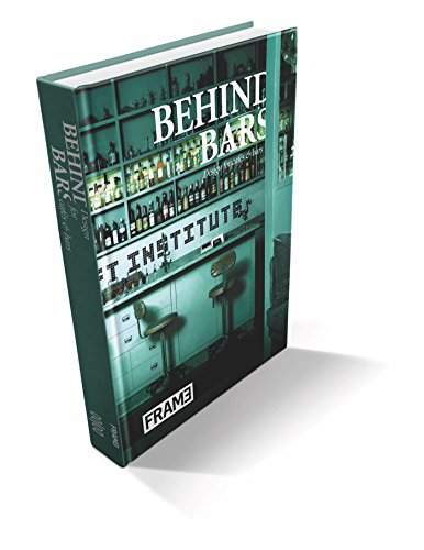 Beispielbild fr Behind Bars: Design for Cafes and Bars zum Verkauf von medimops