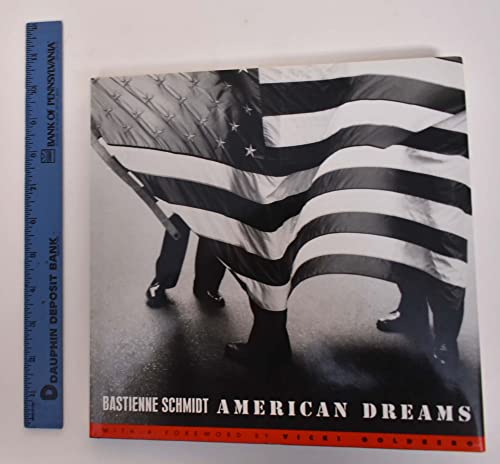 Beispielbild fr American Dreams zum Verkauf von Books From California