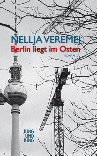 9783990270318: Berlin liegt im Osten