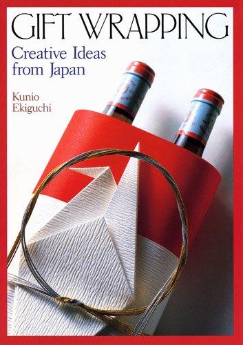 Beispielbild für Gift Wrapping: Creative Ideas from Japan zum Verkauf von ThriftBooks-Atlanta