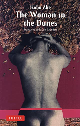 Beispielbild fr Woman in the Dunes (Tuttle Classics) zum Verkauf von Powell's Bookstores Chicago, ABAA