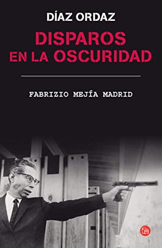 Beispielbild fr Disparos en la oscuridad zum Verkauf von LibroUsado GRAN VA