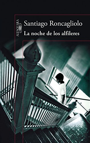 Imagen de archivo de La Noche de Los Alfileres / the Night of the Pins a la venta por Better World Books