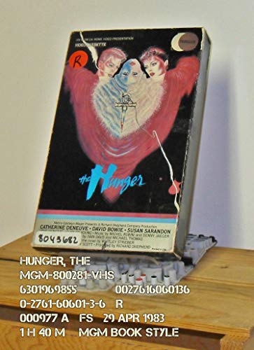 9786301969857: Hunger / Movie [USA] [VHS]