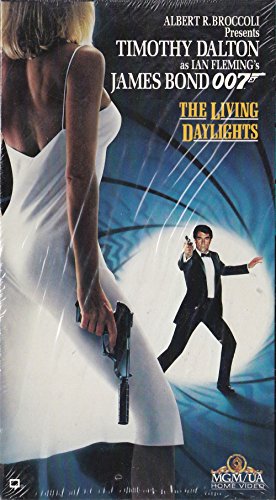 Imagen de archivo de The Living Daylights (The James Bond 007 Collection) [VHS] a la venta por Reliant Bookstore
