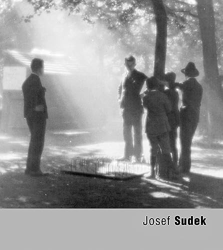 Imagen de archivo de Josef Sudek (Fototorst, 11) a la venta por GF Books, Inc.