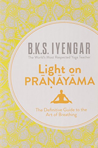 Beispielbild fr Light on Pranayama zum Verkauf von WorldofBooks