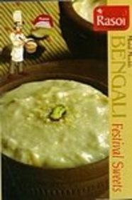 Imagen de archivo de Shaakahari Khana-Indian vegetarian cooking a la venta por Books Puddle