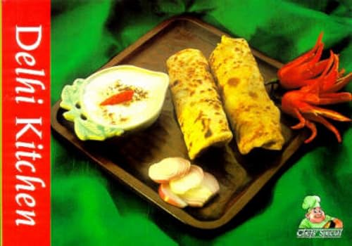 Beispielbild fr Delhi Kitchen / Favourite North Indian Recipes (Chefs Special S.) zum Verkauf von Goldstone Books