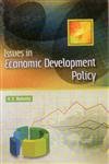 9788181922120: Issues in economic development policy