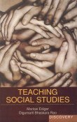 Imagen de archivo de Teaching Social Studies a la venta por Books Puddle