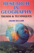 9788183700764: Research in Geography: Trends & Techniques