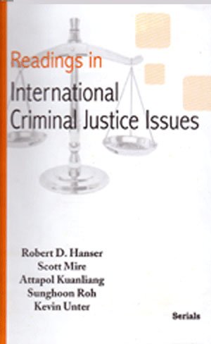 Imagen de archivo de Readings in International Criminal Justice Issues a la venta por dsmbooks