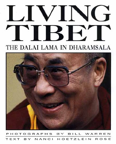 9788186230046: Living Tibet: The Dalai Lama in Dharamsala