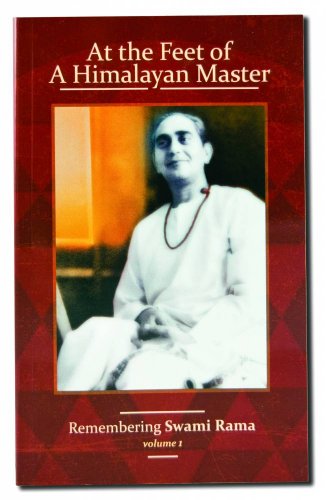 9788188157624: At the Feet of a Himalayan Master: Remembering Swami Rama, Volume 1