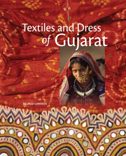 9788189995522: Textiles and Dress of Gujarat